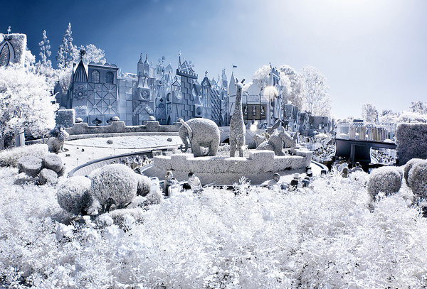 its a small world infrared 45 Impressive Examples of Infrared Photography