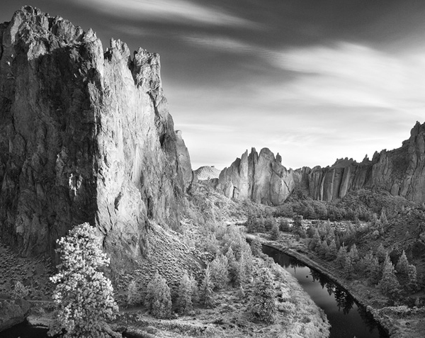 smith rock sunrise infrared 45 Impressive Examples of Infrared Photography