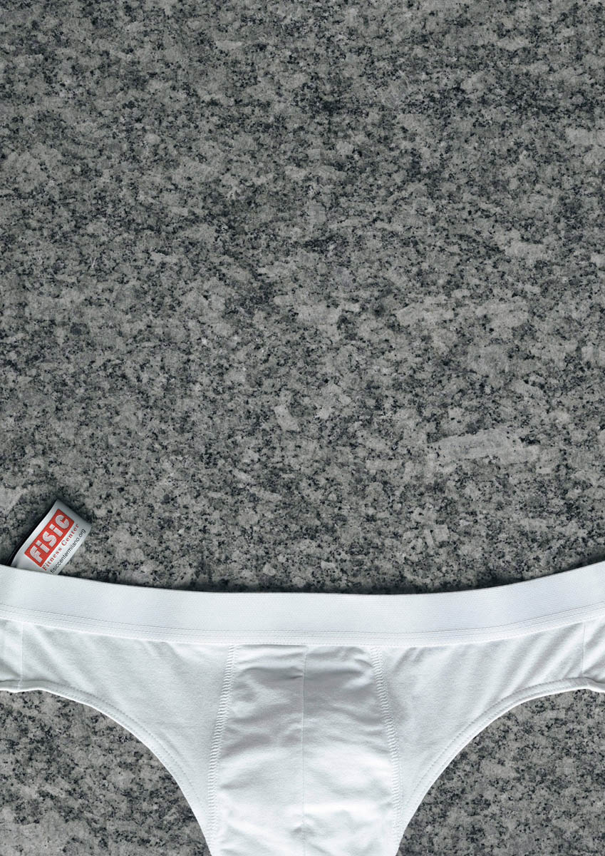 underpants1 35 Creative Fitness Ads To Encourage You 