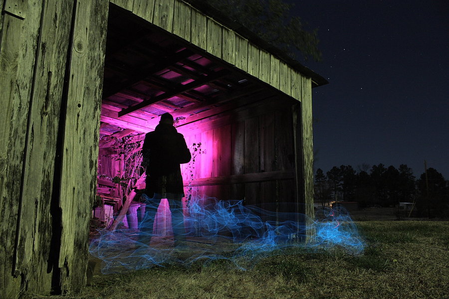 alone in the dark by dennis calvert1 20 Mind Melting Examples of Light Painting