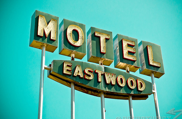 Arrow Head Motel | Columbia, MO