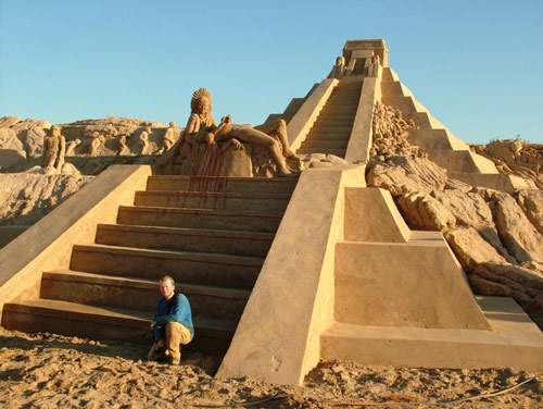 4250064341 372f83036d1 Staggering Sand Sculptures from Around the World
